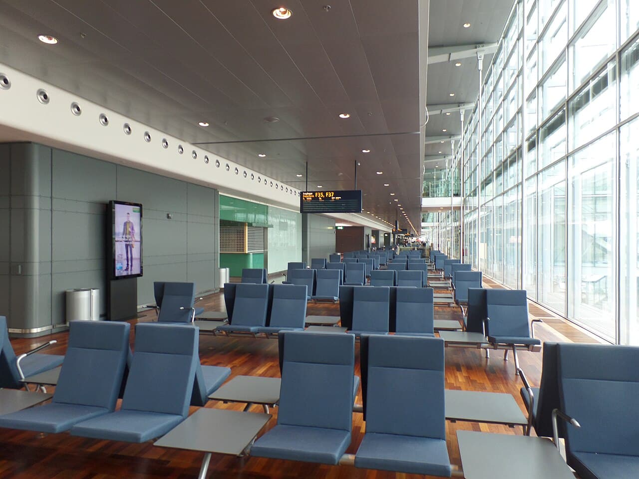 Stockholm Arlanda Airport (ARN) to City Center: 2026 Guide