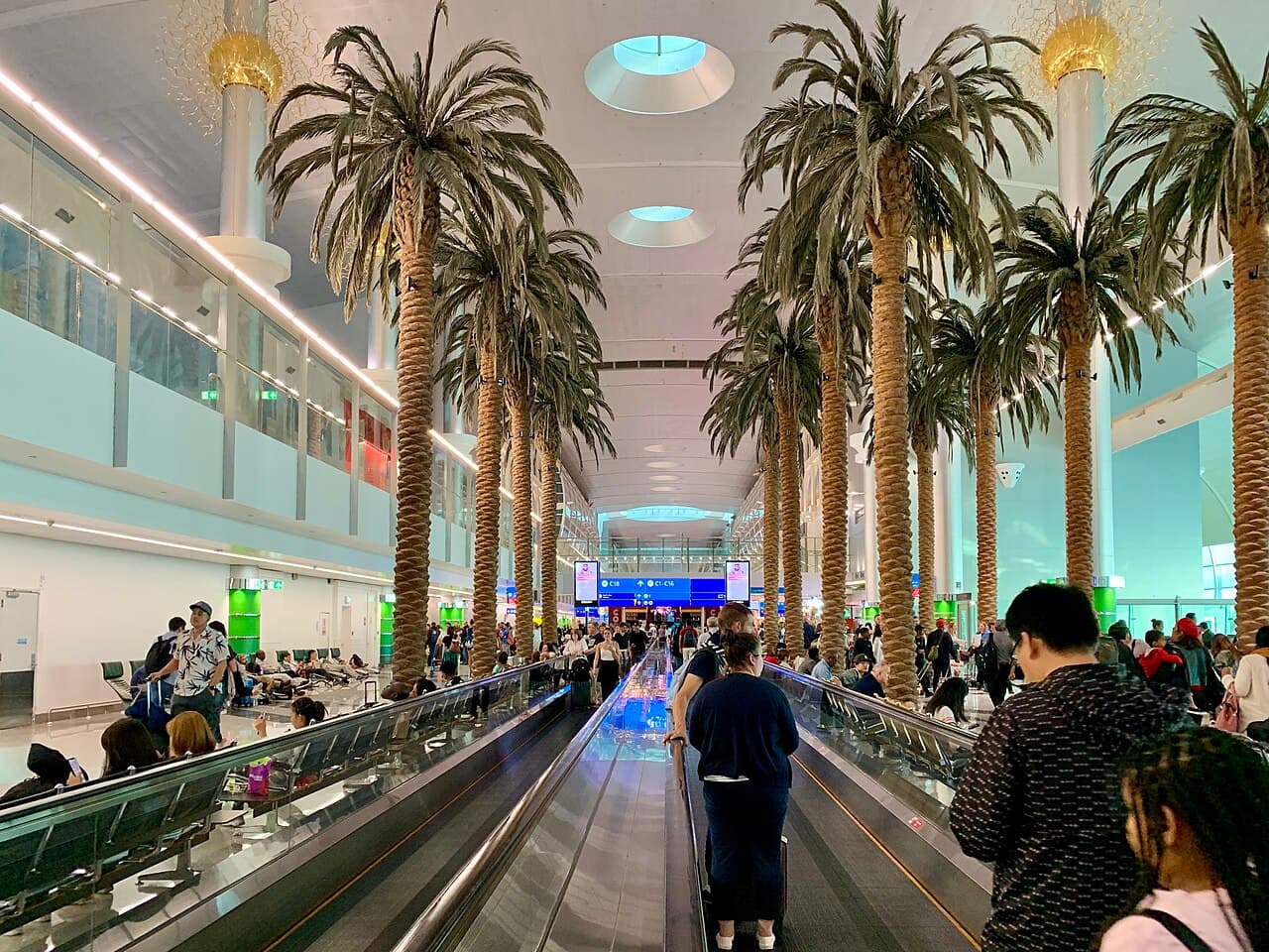 Connecting via Dubai: How to Save on Airfare