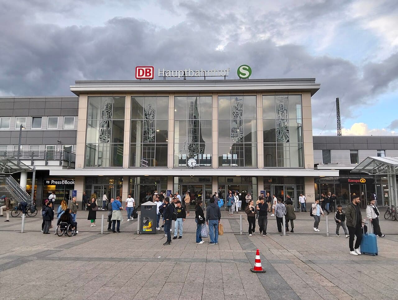 Dortmund (DTM) airport → city center: full 2026 guide