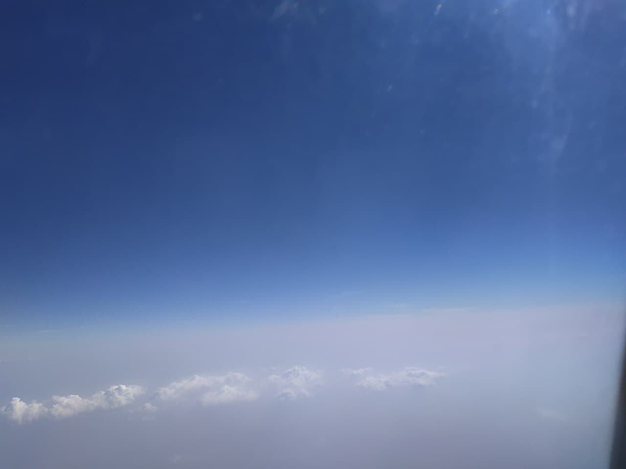 Fear of flying: 10 tips for a calm flight