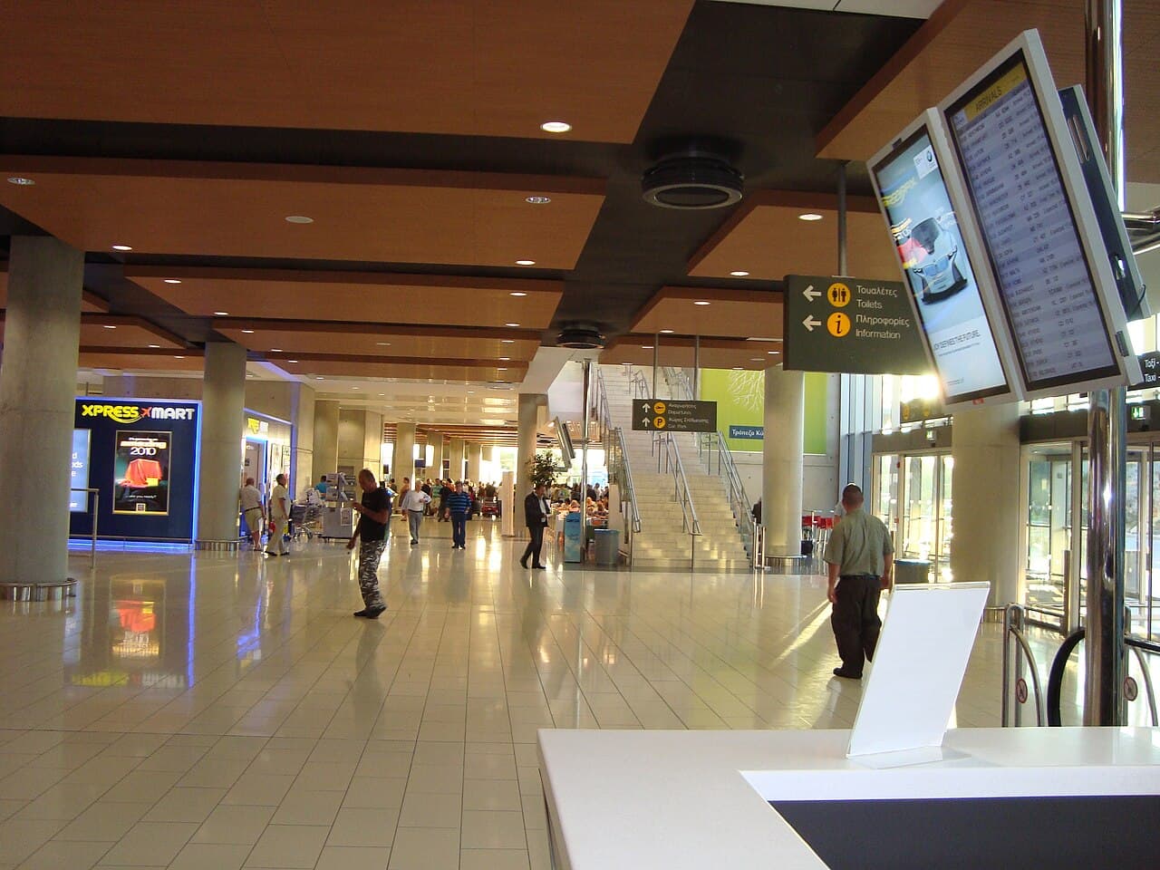 Larnaca (LCA) airport → city center: full 2026 guide