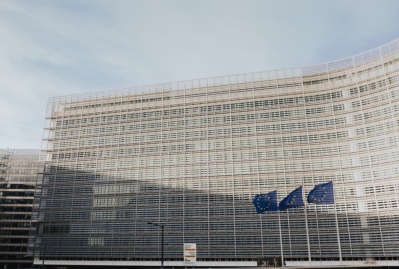 Schengen vs EU: What's the Difference for Travelers