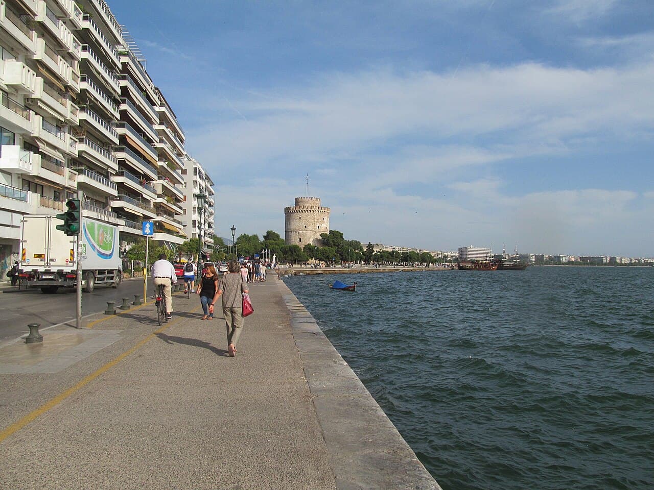 Thessaloniki (SKG) airport → city center: full 2026 guide