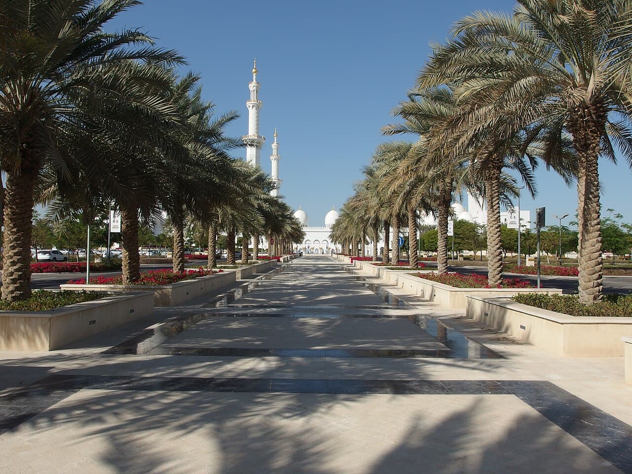 Tbilisi → Abu Dhabi: Flights, Visa and What to See