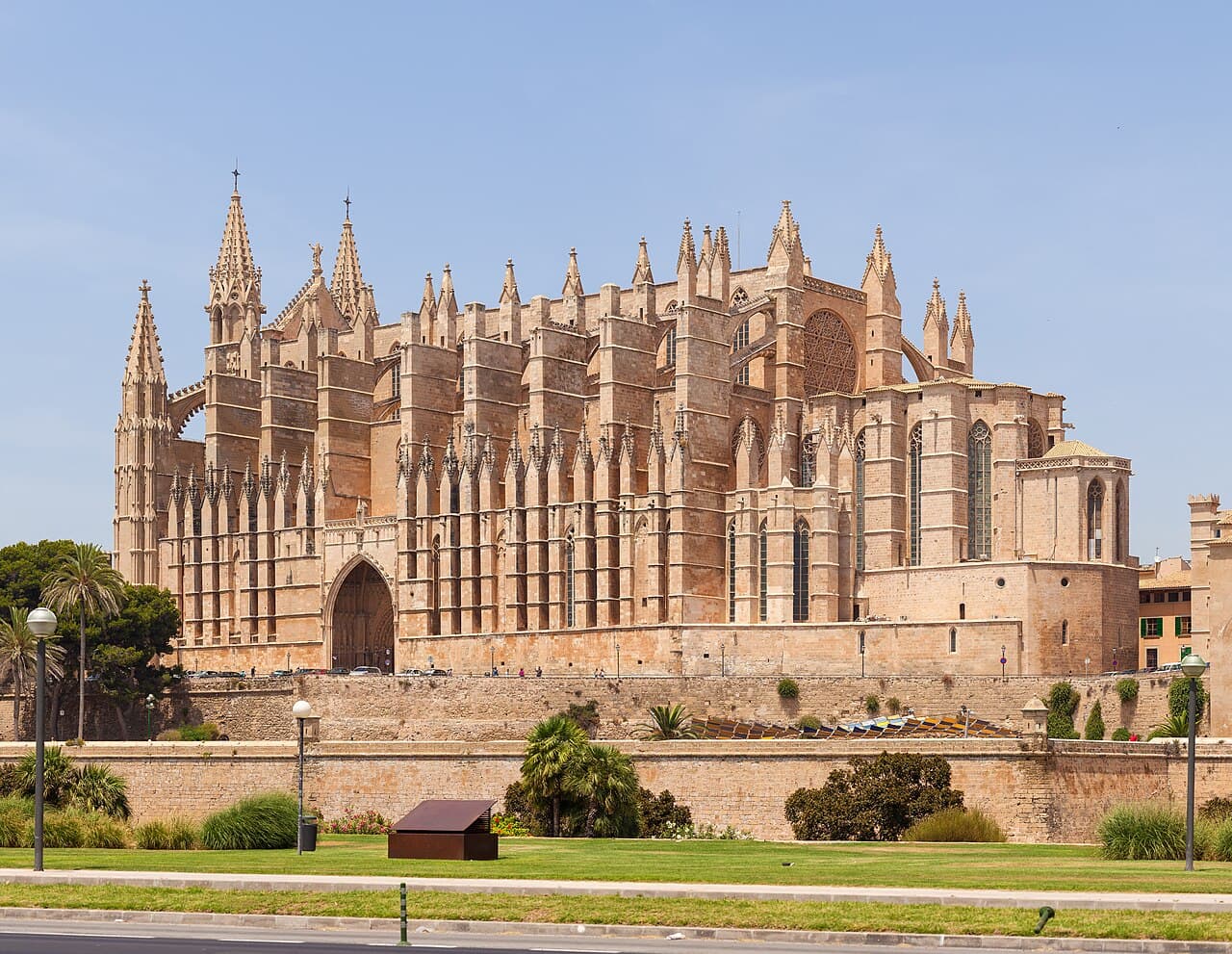 Tbilisi → Palma de Mallorca: An Island Capital Guide
