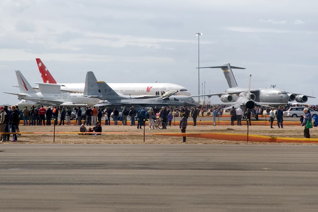 Aircraft Types Explained: Airbus vs Boeing