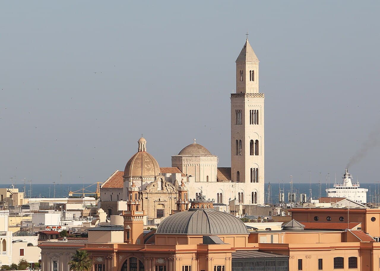 Bari Airport (BRI) to City Center: Train, Bus and Taxi Prices 2026