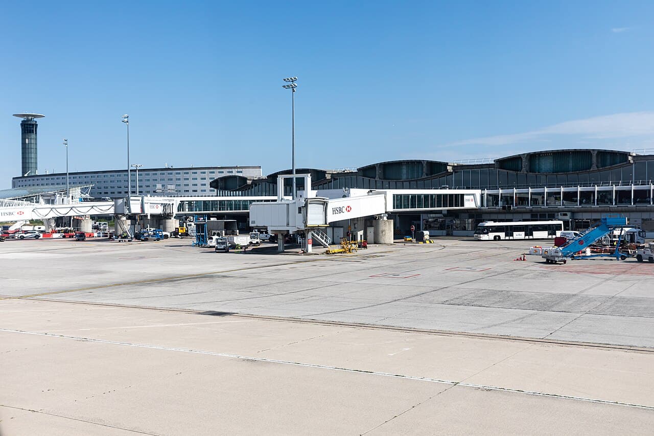 Deplaning: How to Get Off the Plane Fast and Stress-Free