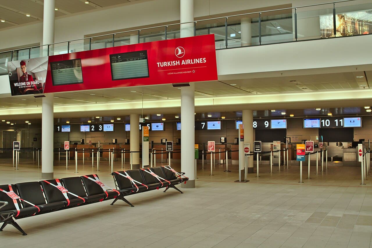 Changing Your Flight Date: What It Costs by Airline in 2026