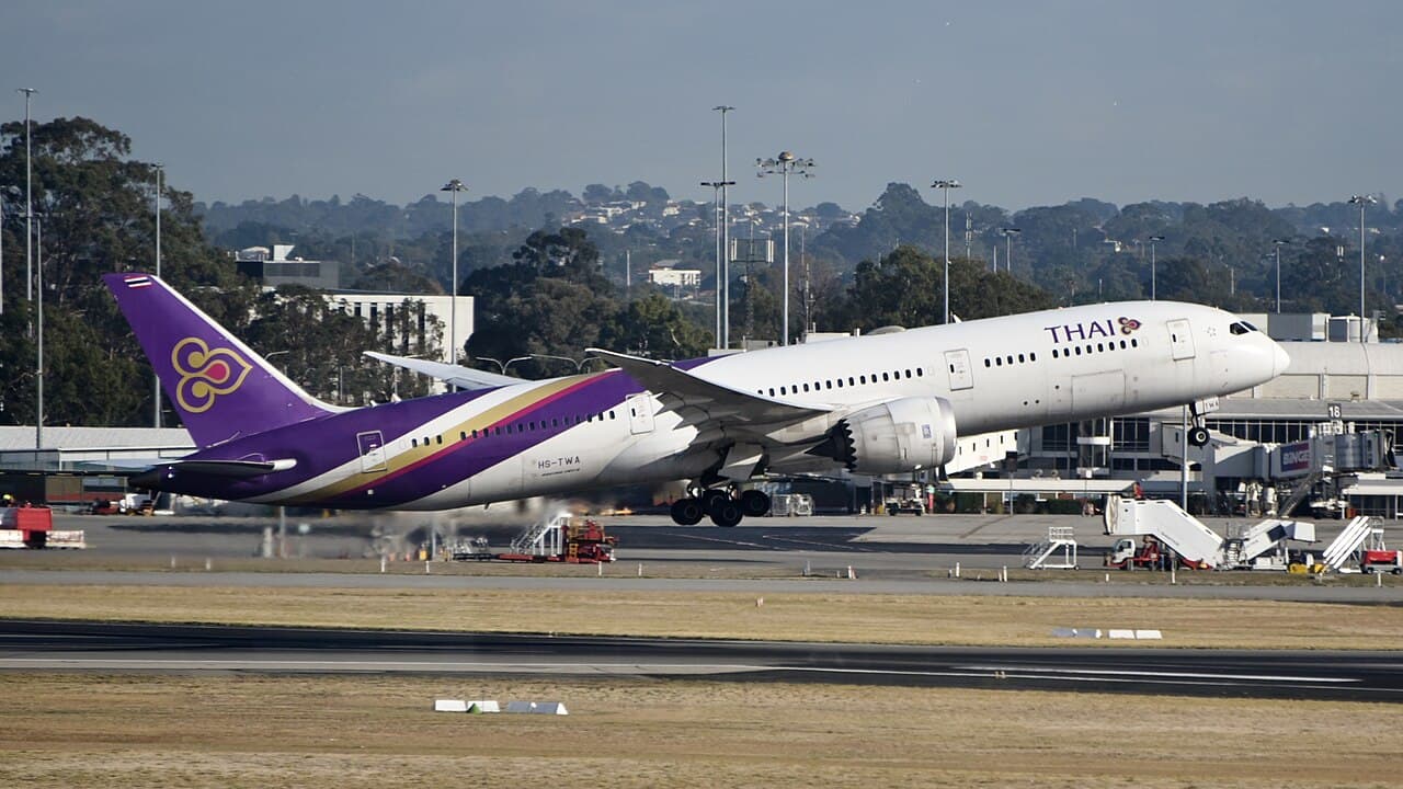 Cheap Flights in Peak Season: How to Save