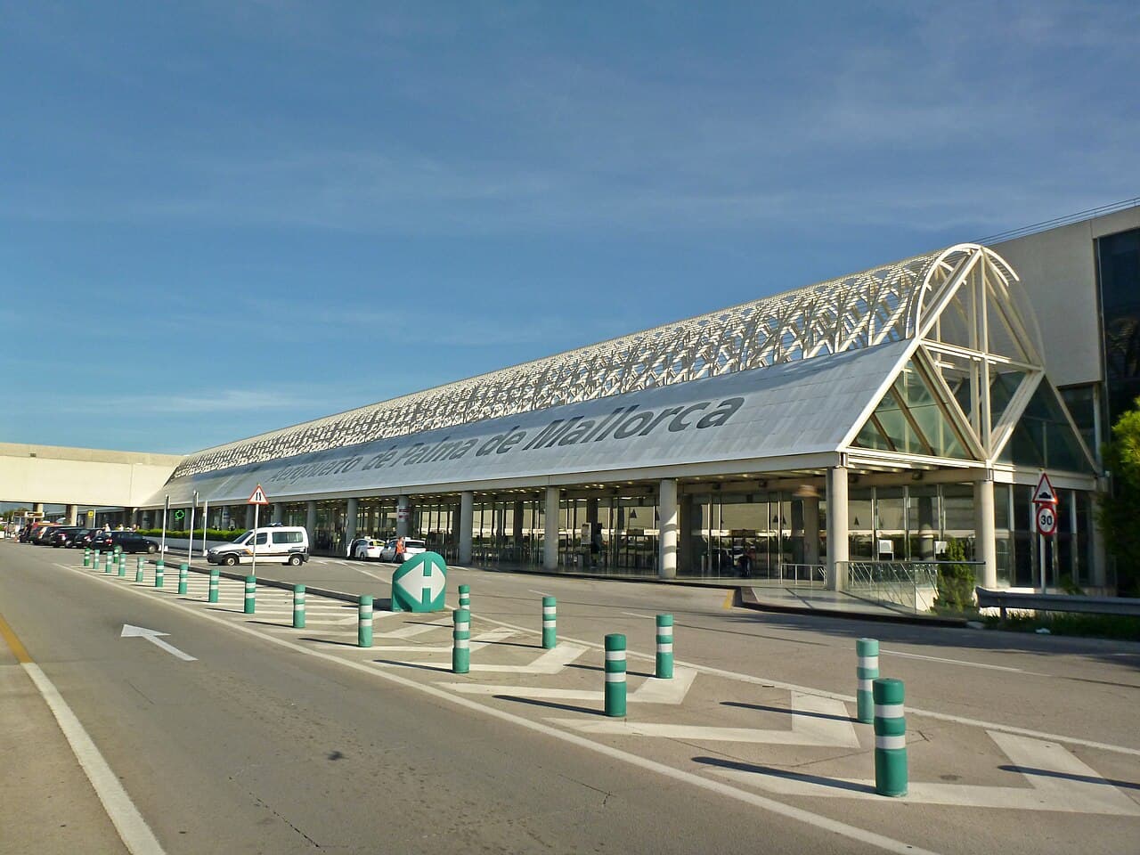 Palma Airport (PMI) → City Center: 2026 Guide