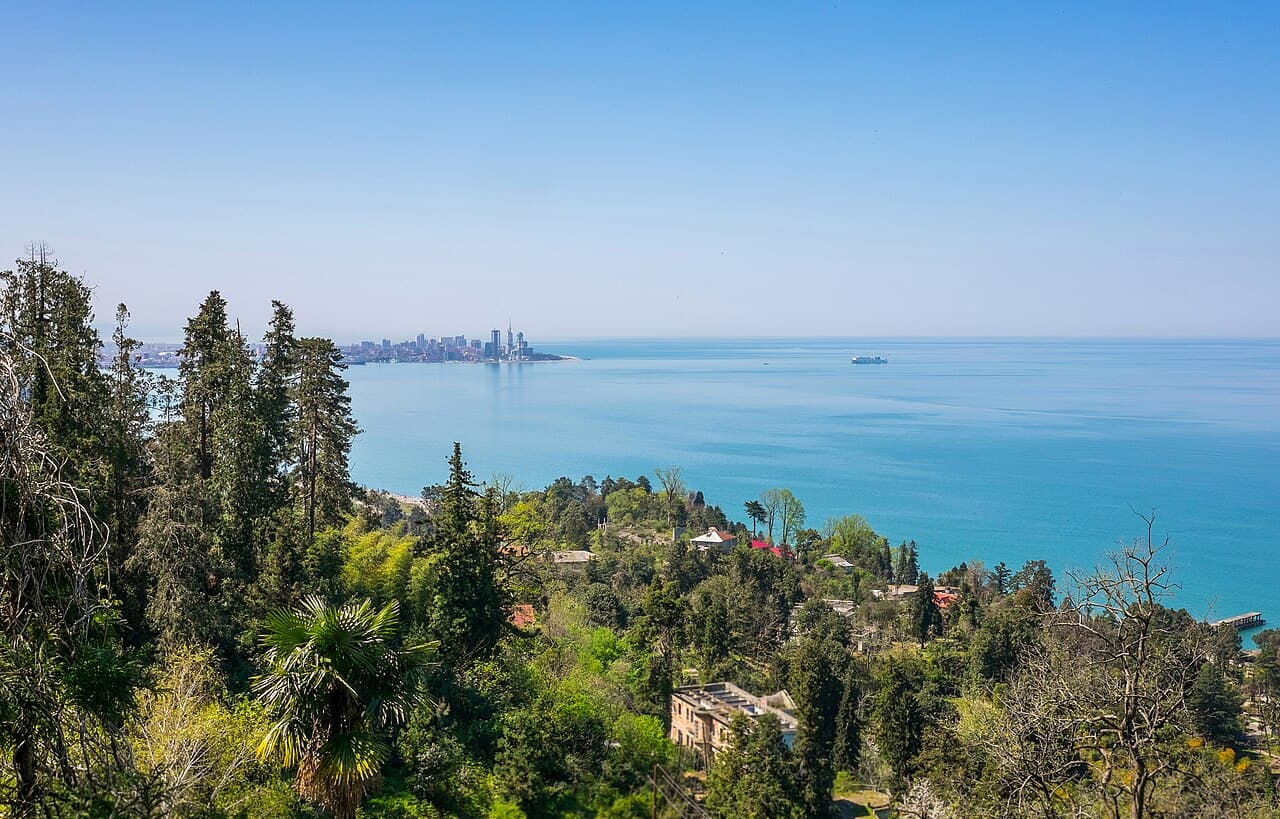 Tbilisi to Batumi: Fly, Drive, Bus or Train? 2026